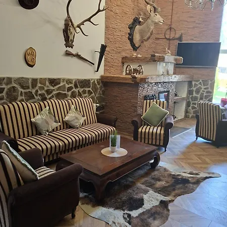 Romana 203 Štrba